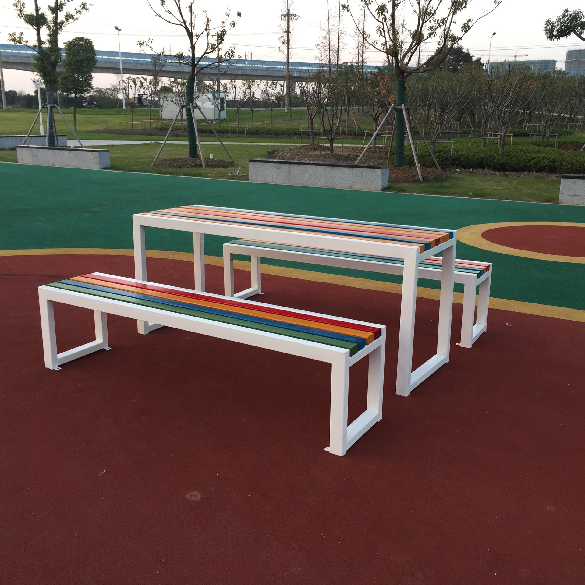 厂家直销户外园林长条凳公园排椅广场座椅防腐木凳子商场休闲椅