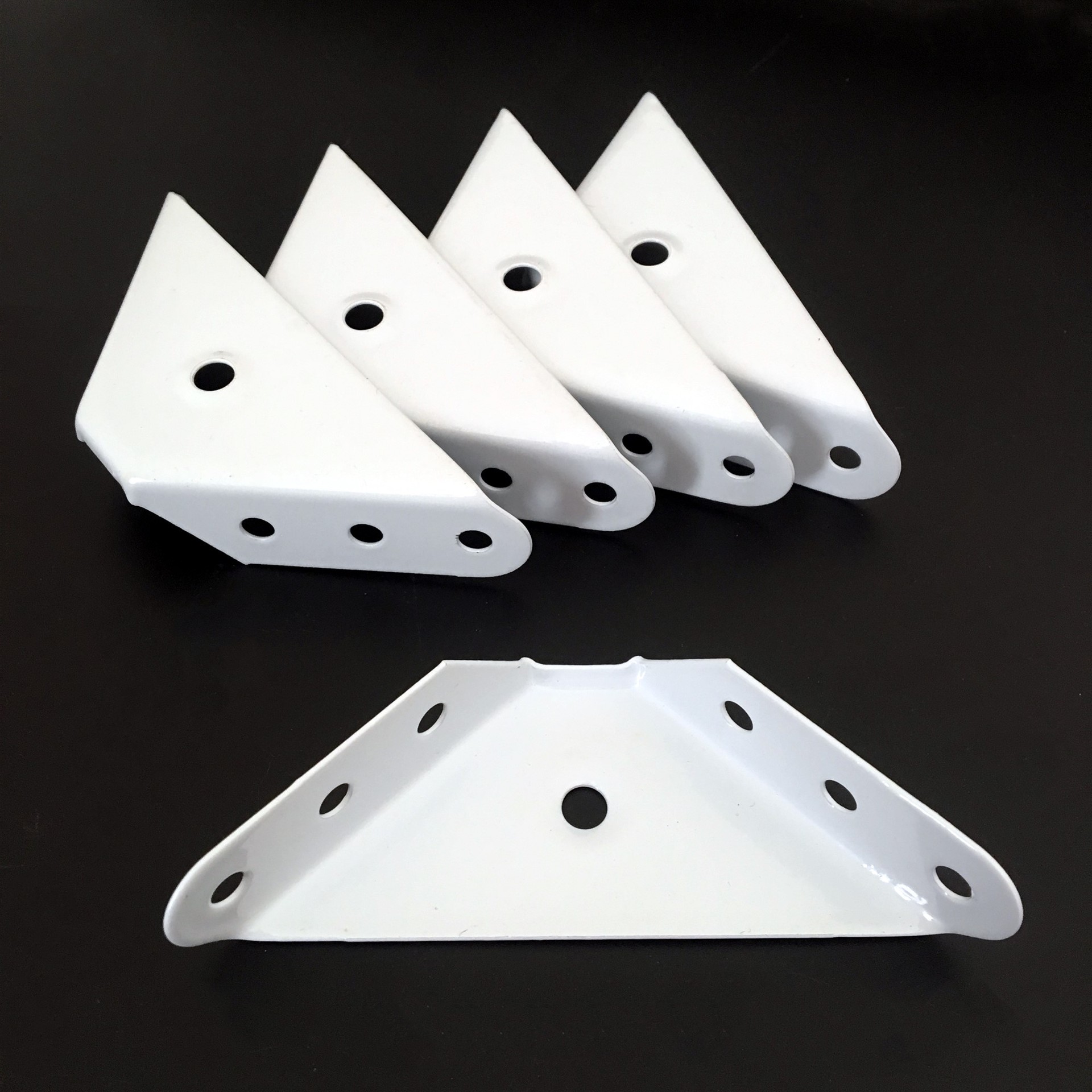 厂家直销三面固定床角撑喷白漆1.0 吊柜三角吊码连接配件五金批发