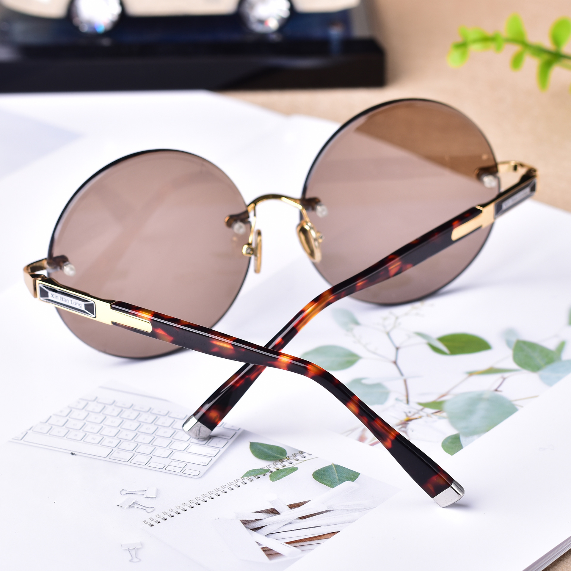 天然水晶石眼镜 圆加厚镜片 天然茶水晶平光镜 东海天然水晶眼镜