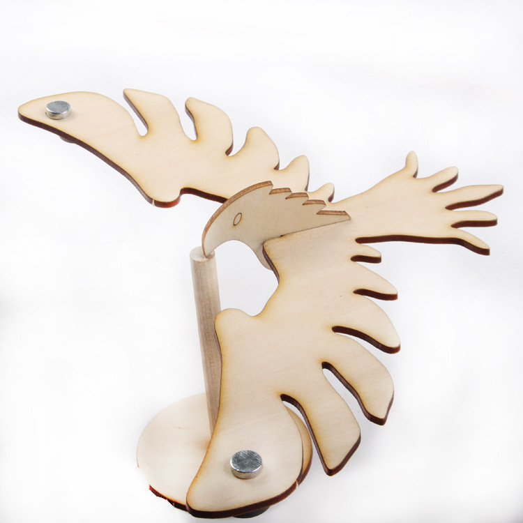 科技小制作 小发明diy木制拼装平衡鹰小学生手工益智玩具厂家批发