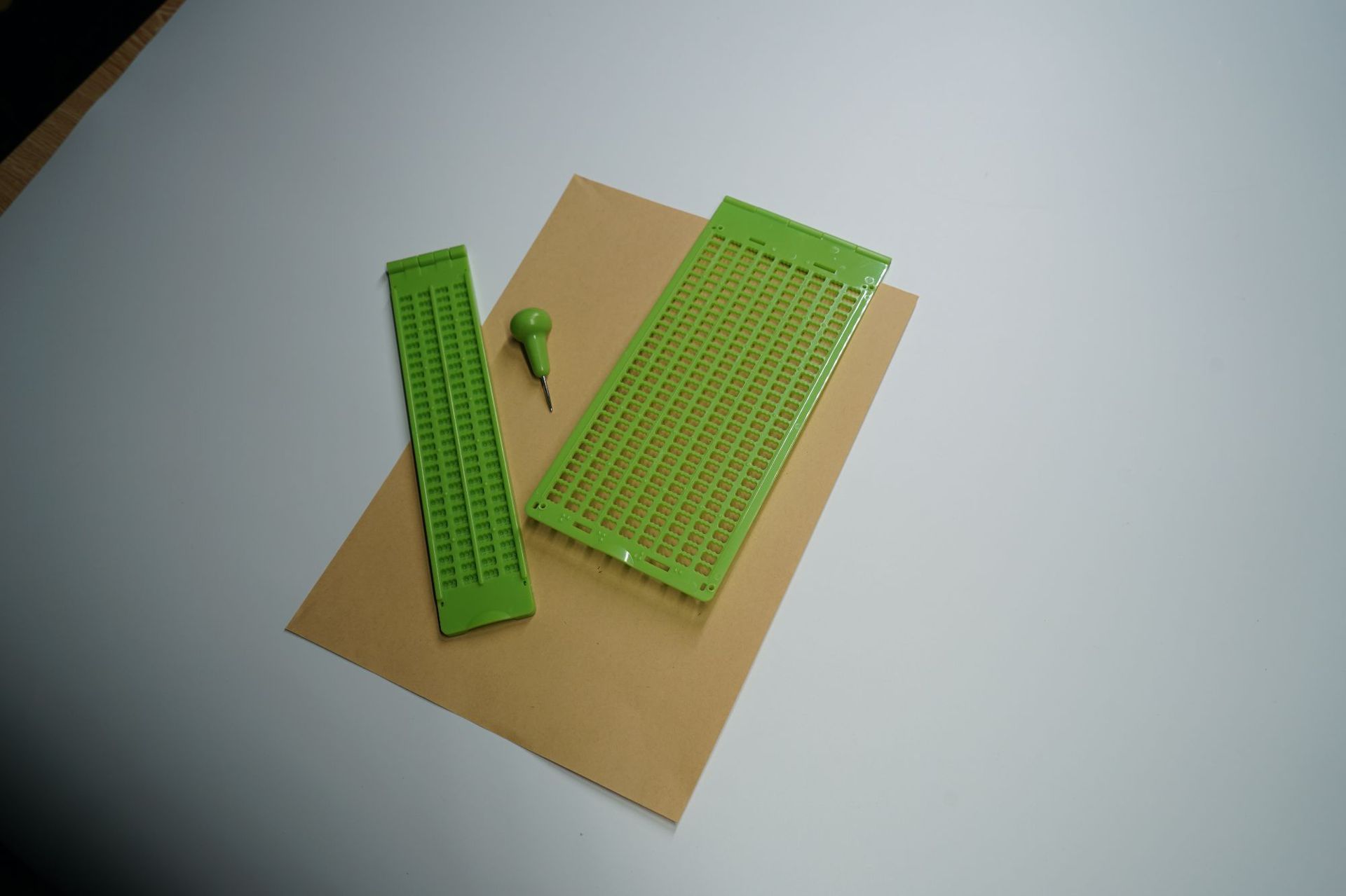 盲文刻写板 厂家直销 一件代发 量大优惠 盲文刻写板