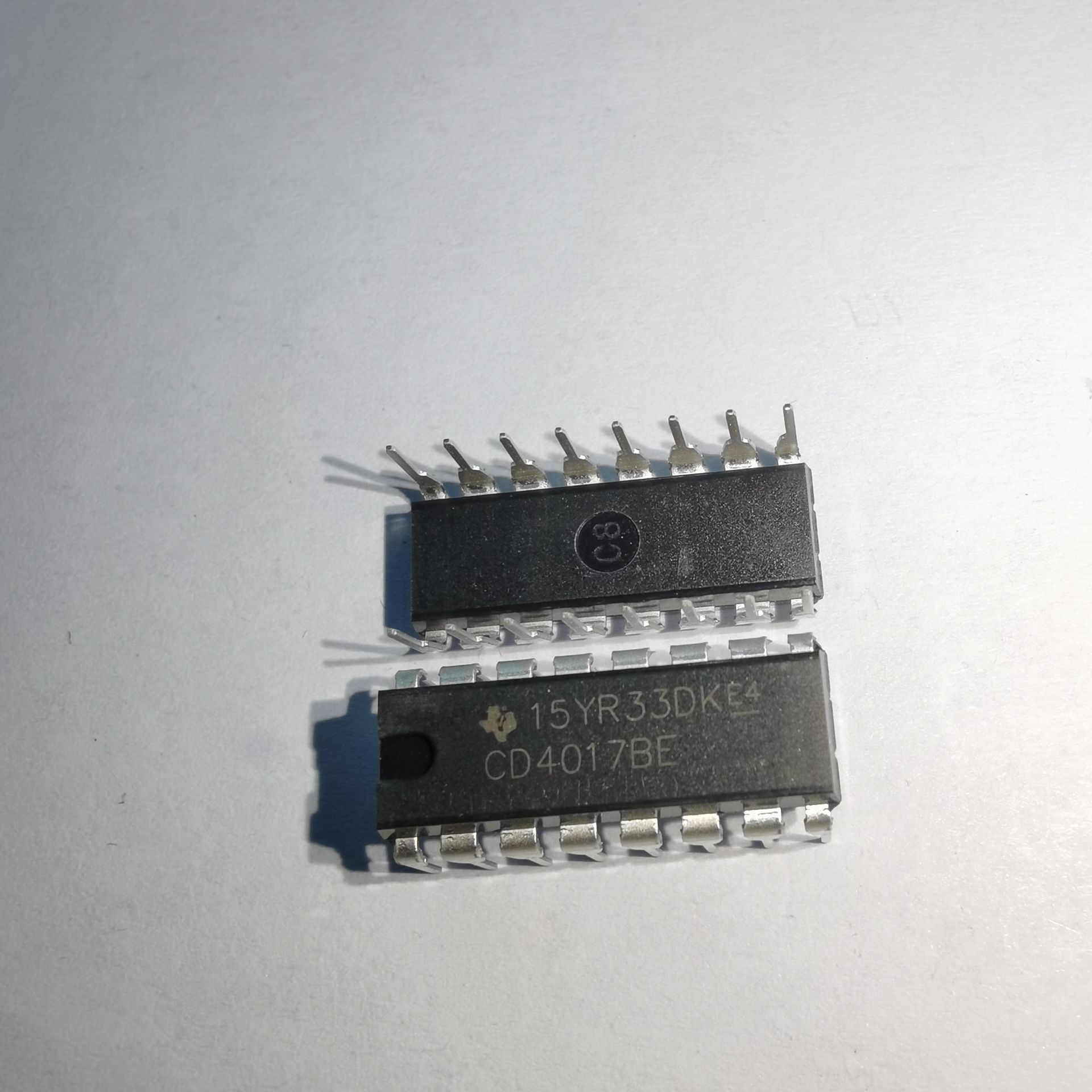 现货供应dip集成电路iccd4017