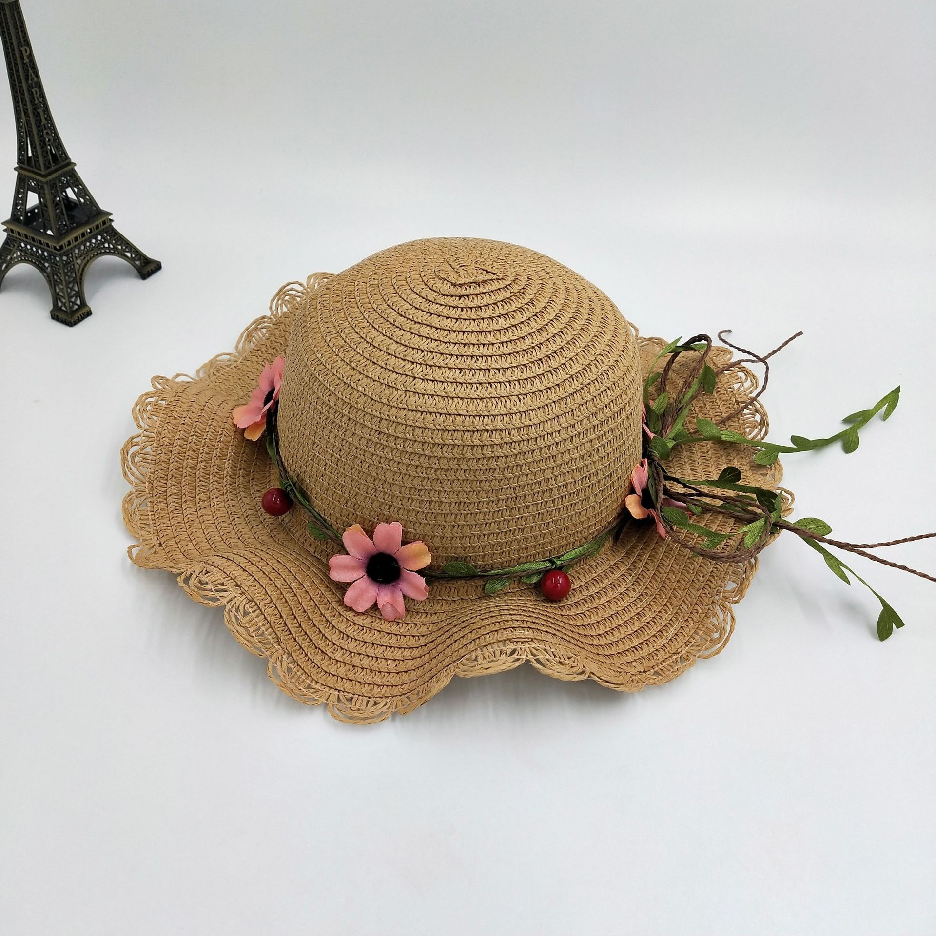 女孩新款花环草帽儿童韩版夏季出游防晒沙滩帽度假可折叠大波浪沿