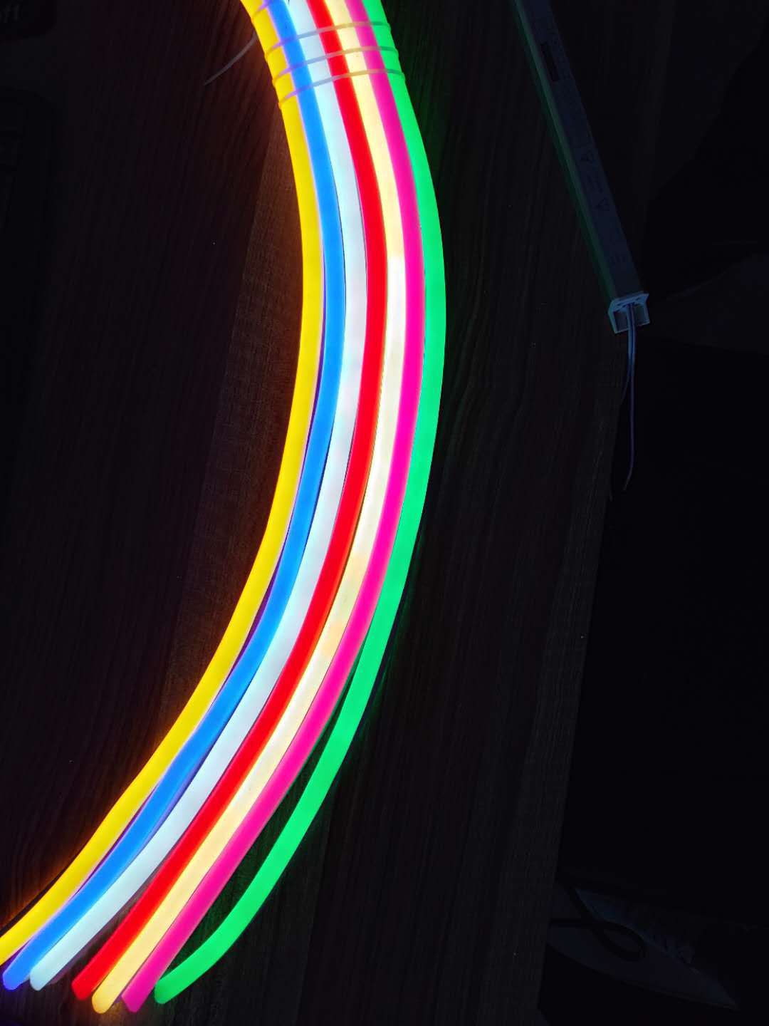 柔性霓虹灯带室外工程亮化任意造型防雨led灯带七彩色装潢定制