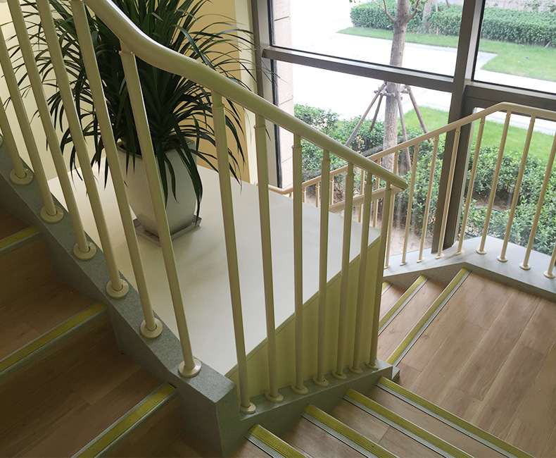 厂家直供 楼梯栏杆 树脂楼梯扶手 无接缝 手感温和 工程扶手定制