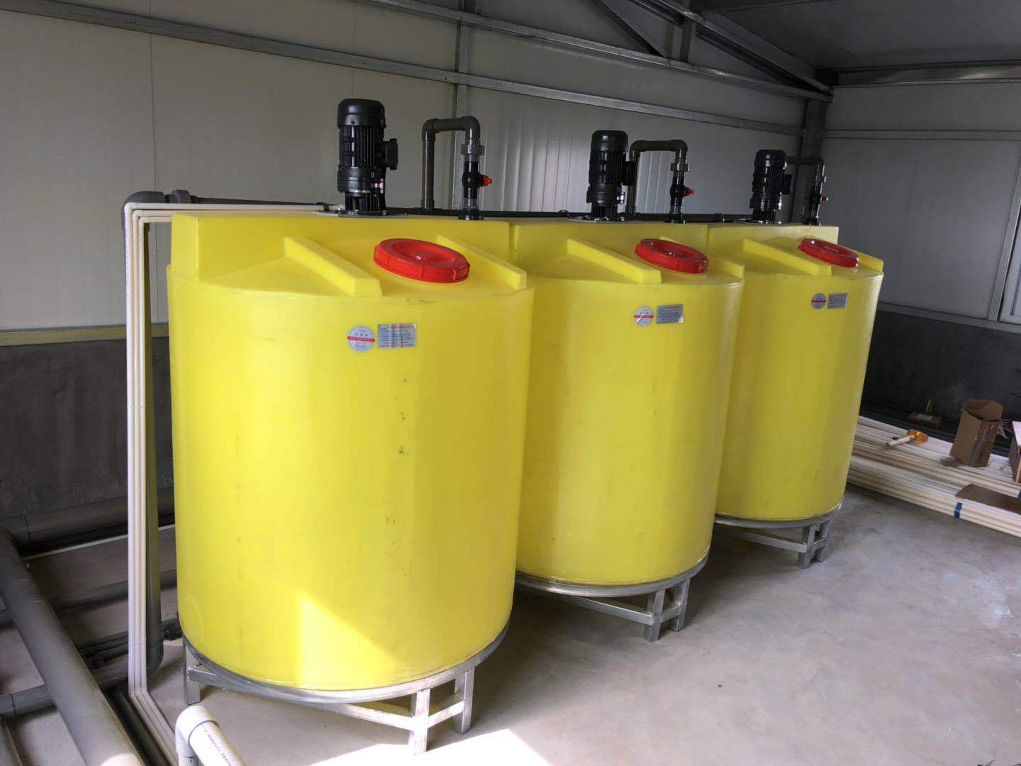 农业用搅拌桶肥液桶混肥桶圆形大型塑料桶施肥机用施肥罐储罐