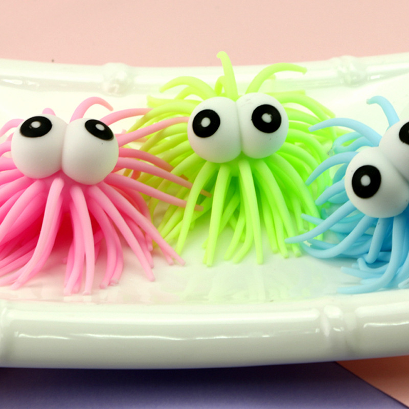 外贸创意彩色凸眼海胆球闪光玩具发泄拉拉球毛毛球海洋族摆件批发