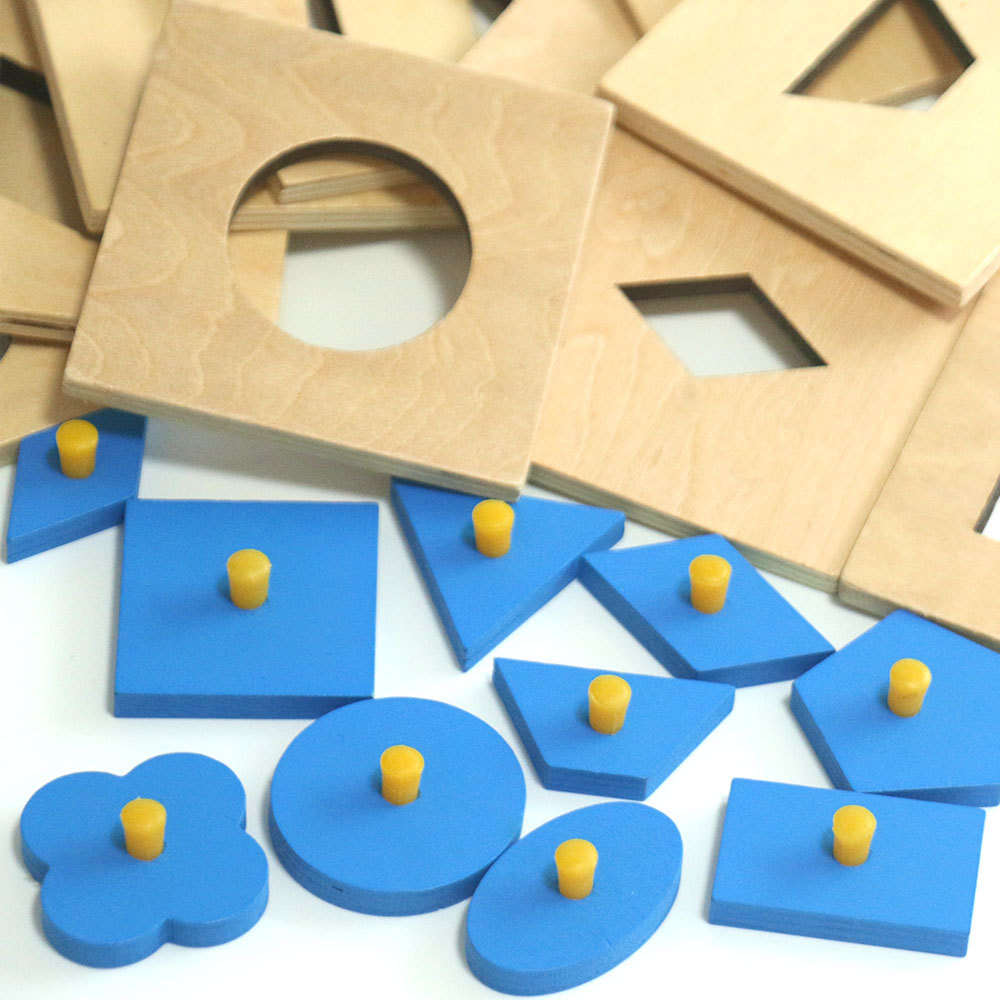 蒙氏教具感官教具幼儿园智力开发玩具铁制几何嵌板