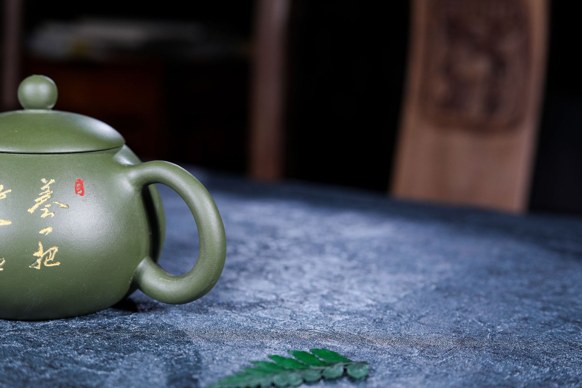 西施紫砂壶_西施紫砂壶原矿绿泥茗家郝年德定制厂家