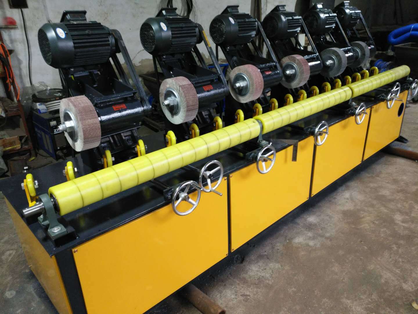 圆管抛光机 全自动无缝管除锈机 小型台式外圆抛光除锈一体机