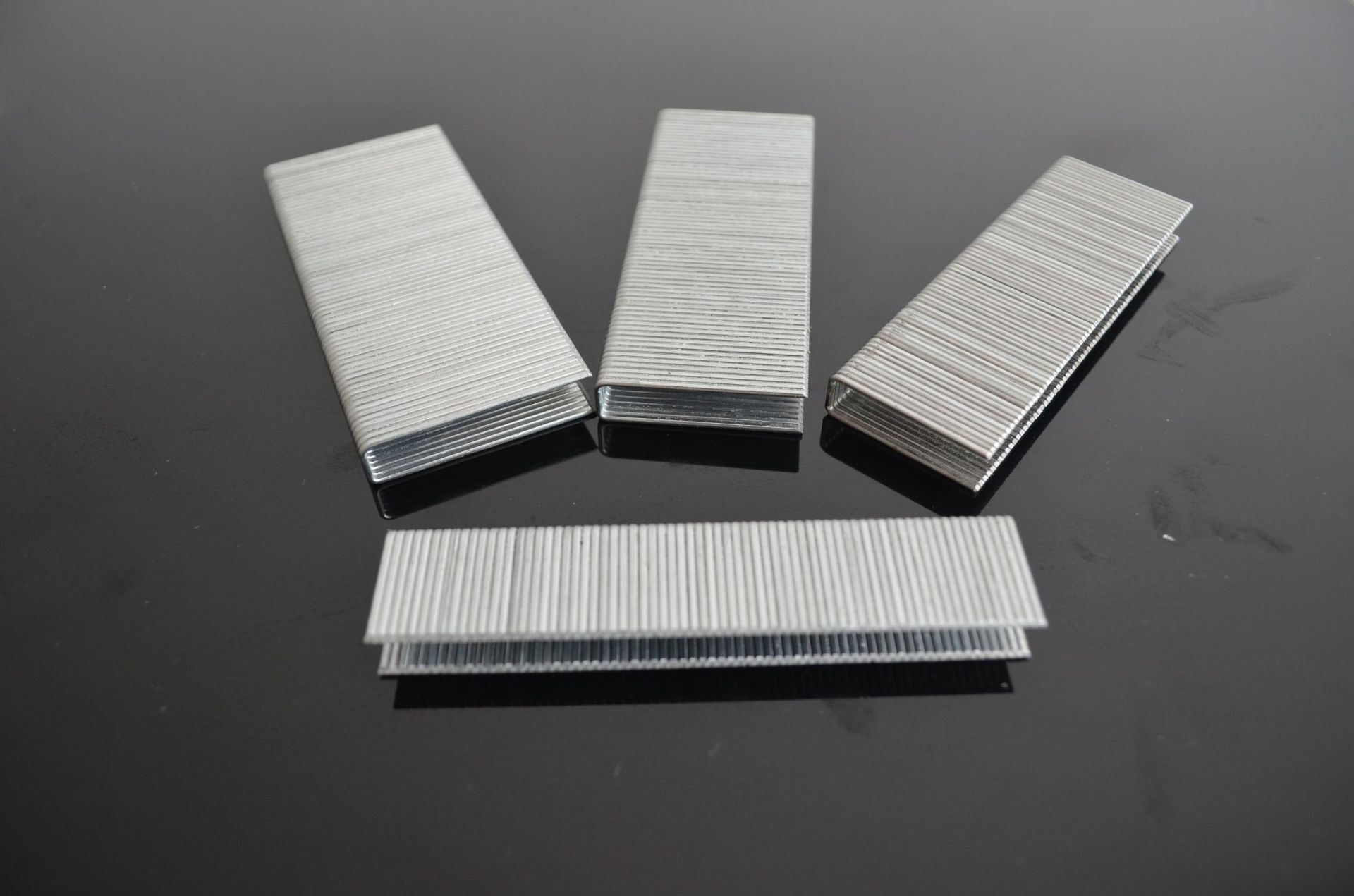 n型码钉 枪钉汽钉 画框门窗沙发专用码钉