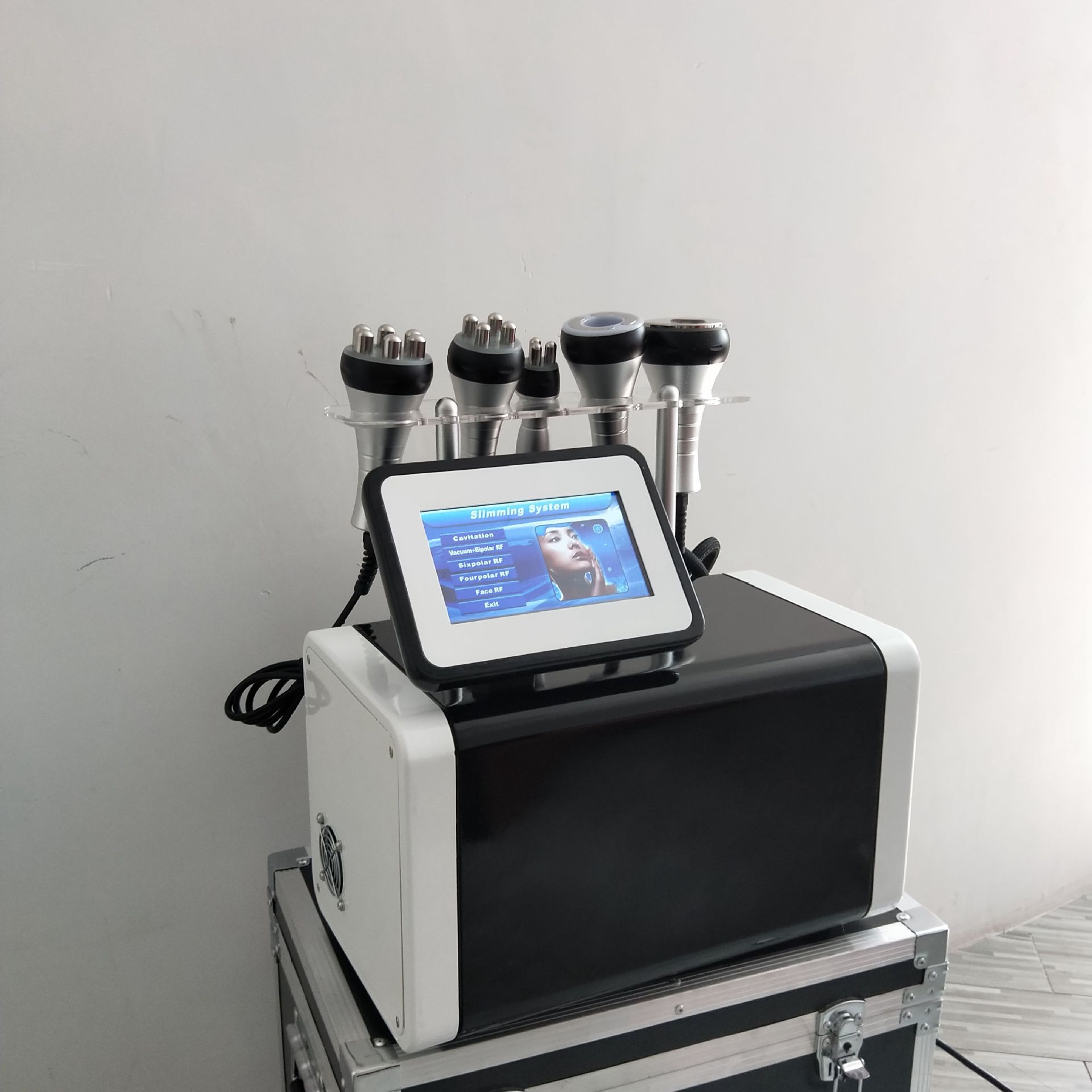 五合一爆脂机40k爆脂仪 rf射频仪 负压融脂仪 外贸仪器厂家金科丽