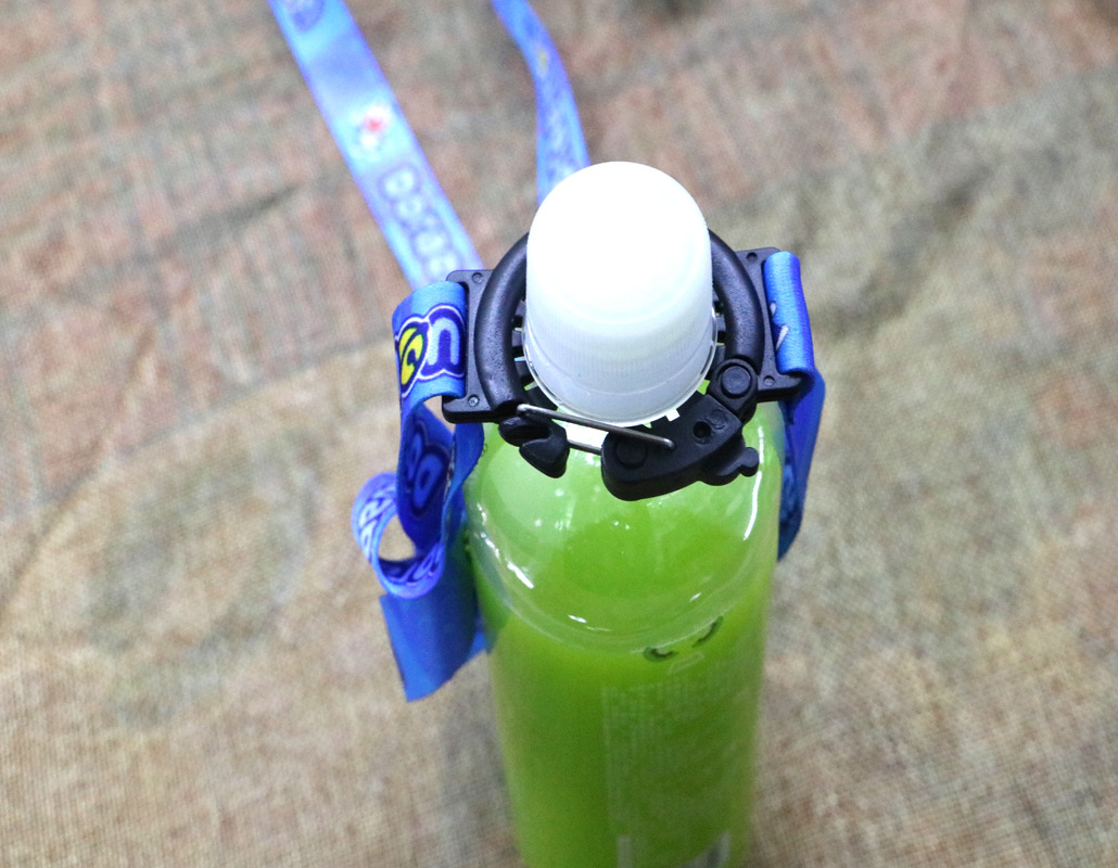 儿童饮料瓶背带 矿泉水瓶挂绳便携式 水壶绳 水壶背带绳 卡通风格