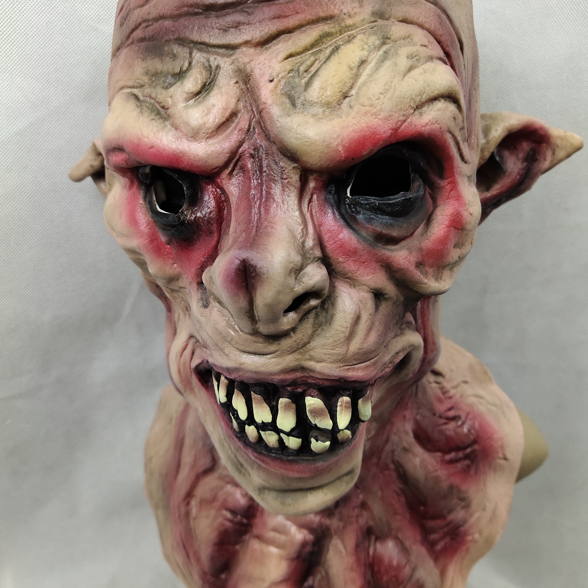 万圣节跨境乳胶头套长款面具吸血蝙蝠怪兽魔兽狼人头套道具犀牛人