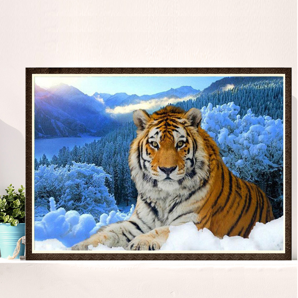 跨境专供diy钻石画 雪中的虎贴钻十字绣装饰画满钻 厂家直销