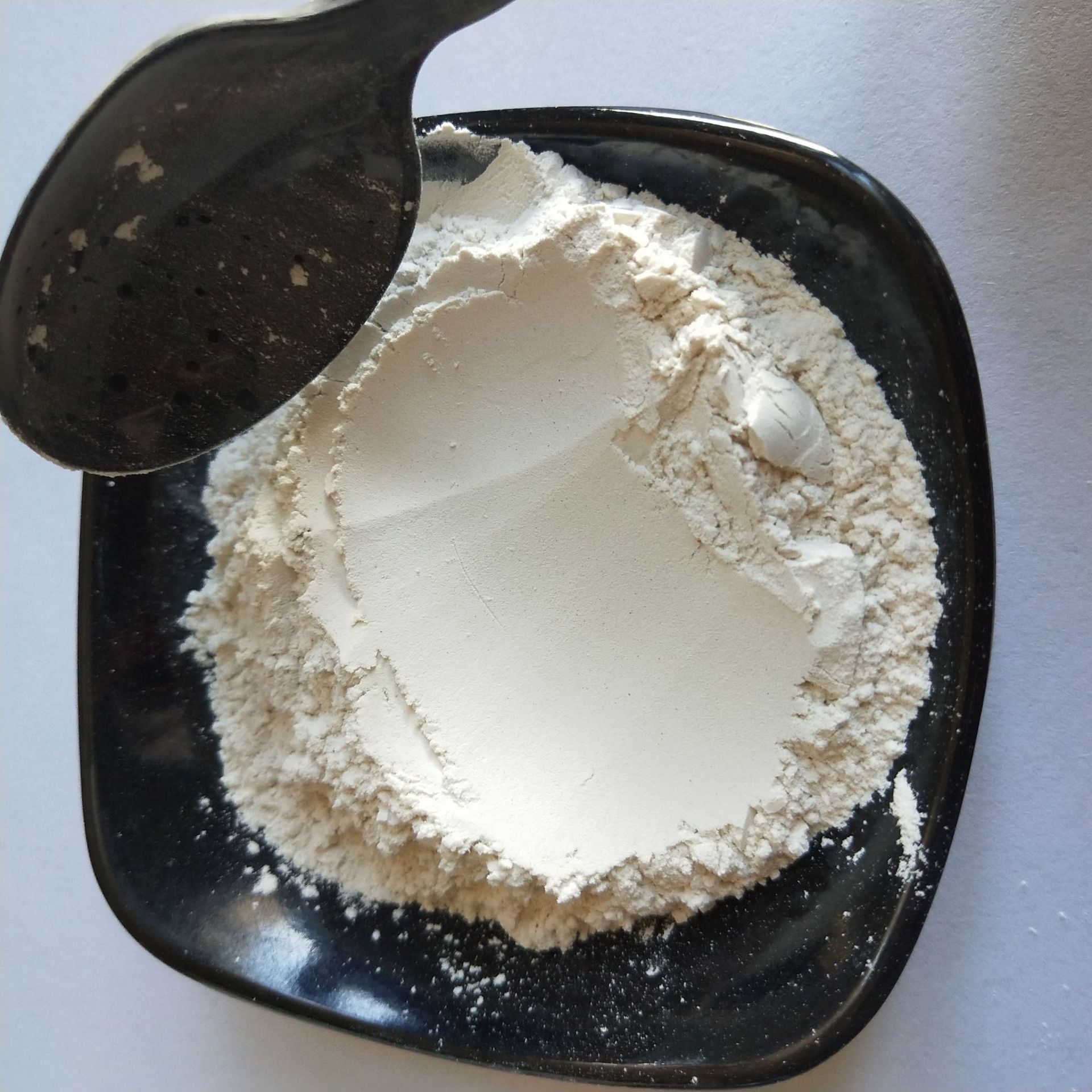 供应沉淀法白碳黑二氧化硅增强补强填充剂橡胶塑料增韧填充轻粉