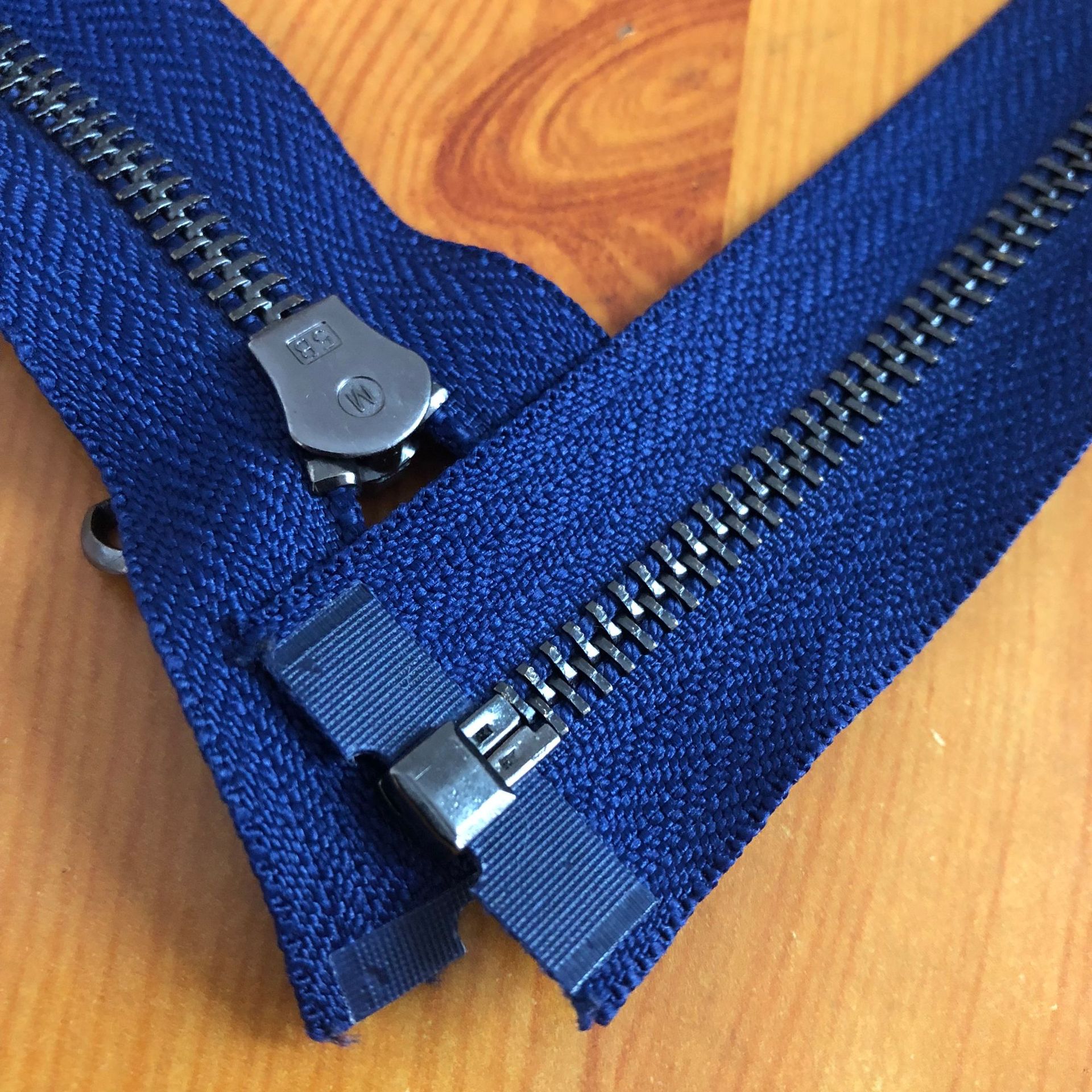 5#金属拉链 厂家直供 环保 顺滑度好 定制 拉链 适用箱包鞋材服装