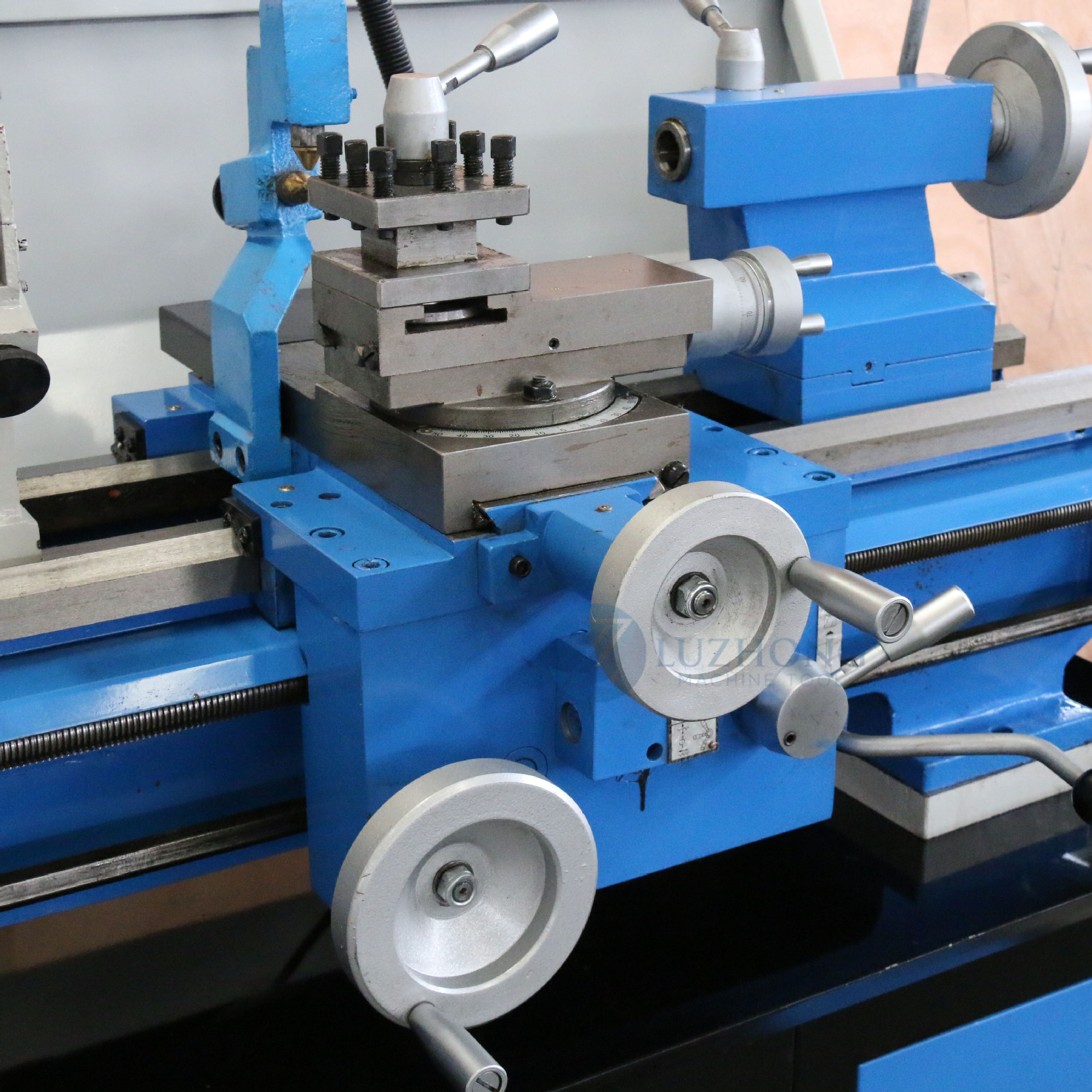 普车cz1224g台式车床家用仪表车床卧式车床马鞍小型车普通车床