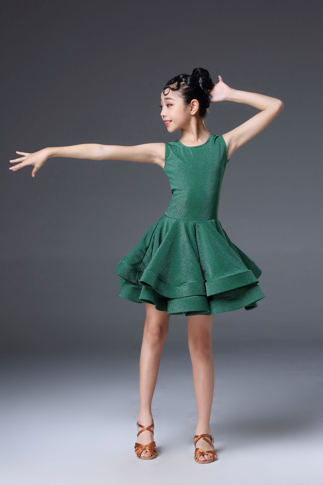 儿童拉丁舞裙女童拉丁舞练功裙女孩跳舞服装少儿比赛考级比赛服装
