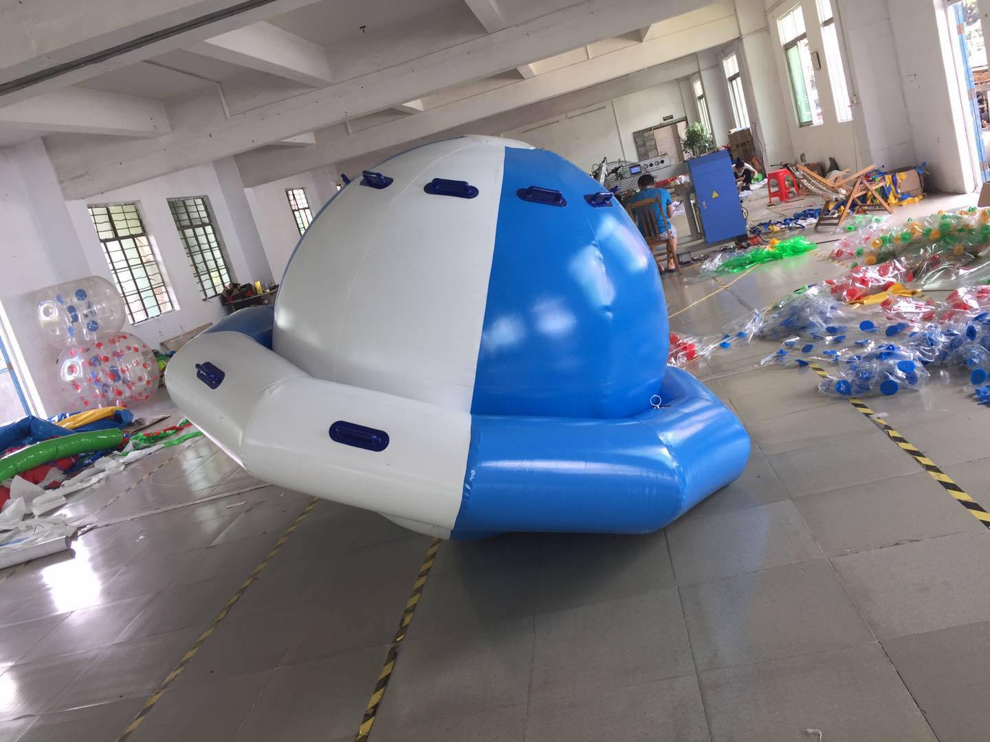 充气水上漂浮物水上玩具水上乐园跷跷板水上蹦水上八字圈滚筒球