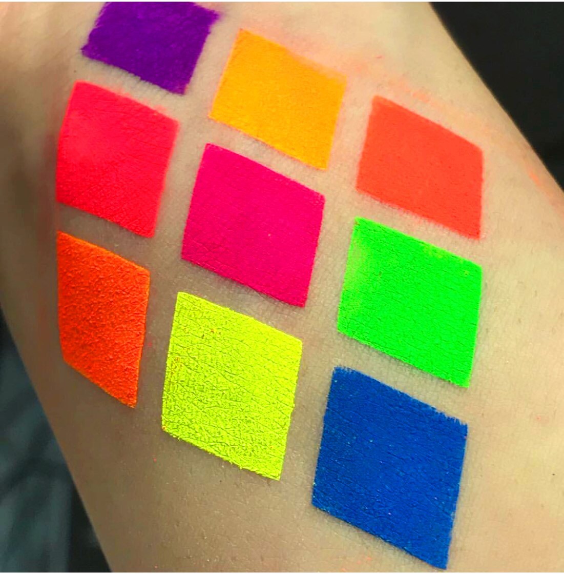 荧光粉7色荧光粉高质量散粉外贸爆款