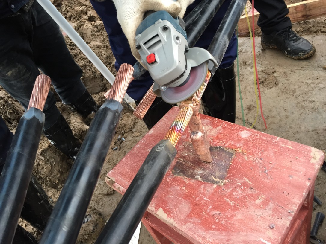 高压电缆中间接头焊接