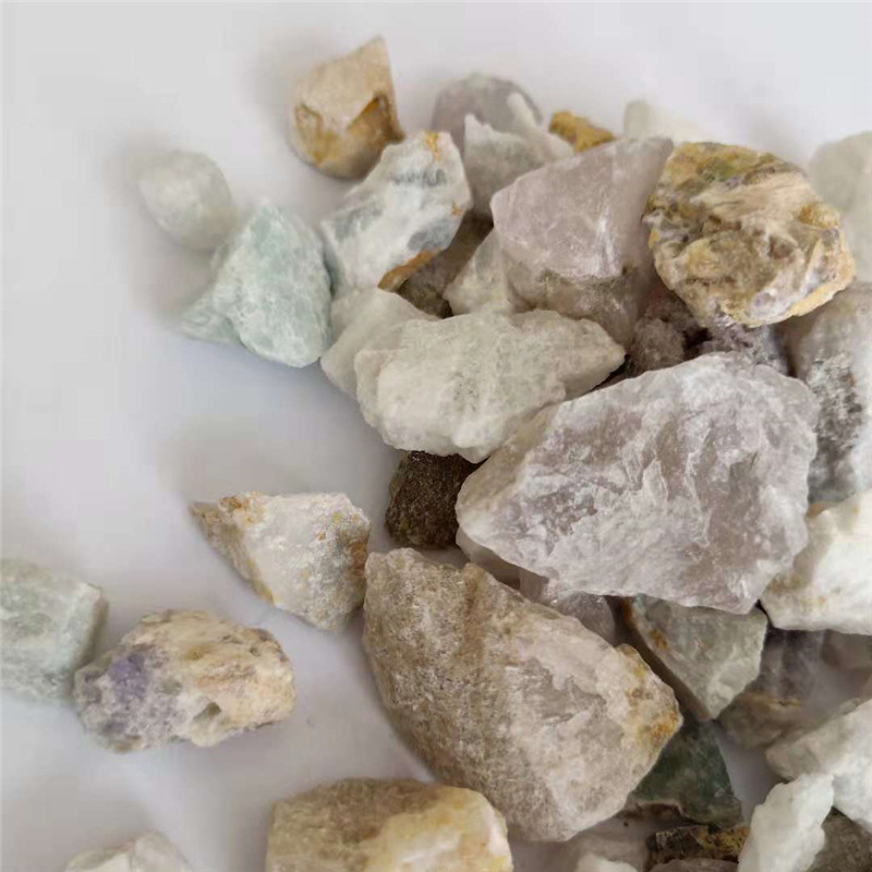 白色萤石粉97钢厂用绿色萤石块冶金用高纯萤石颗粒氟化钙98