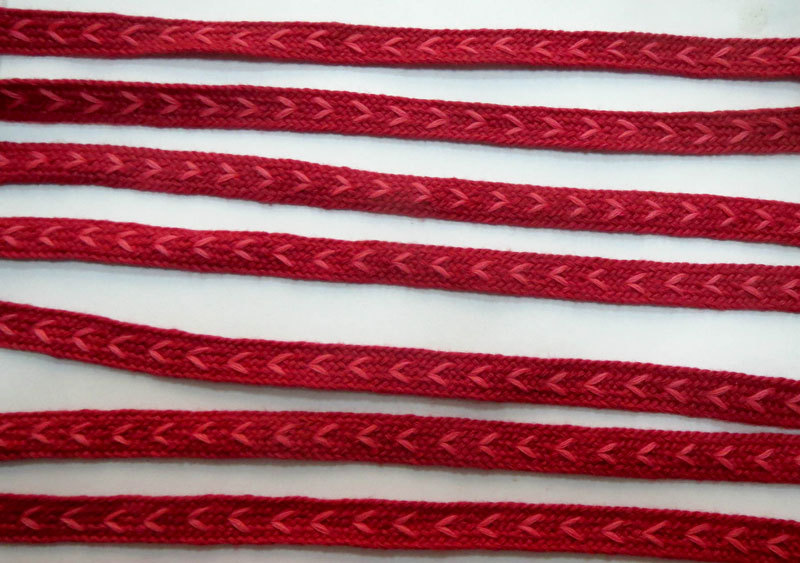 厂家供应双面红白间色涤纶斜纹带 鱼骨纹人字条行织带订制批发