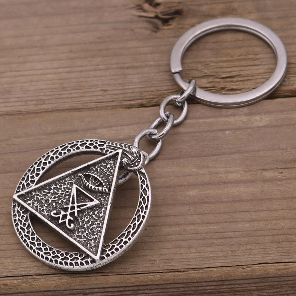 路西法标语眼睛护身符蛇形钥匙扣异教徒护符撒旦维京圆形饰品批发