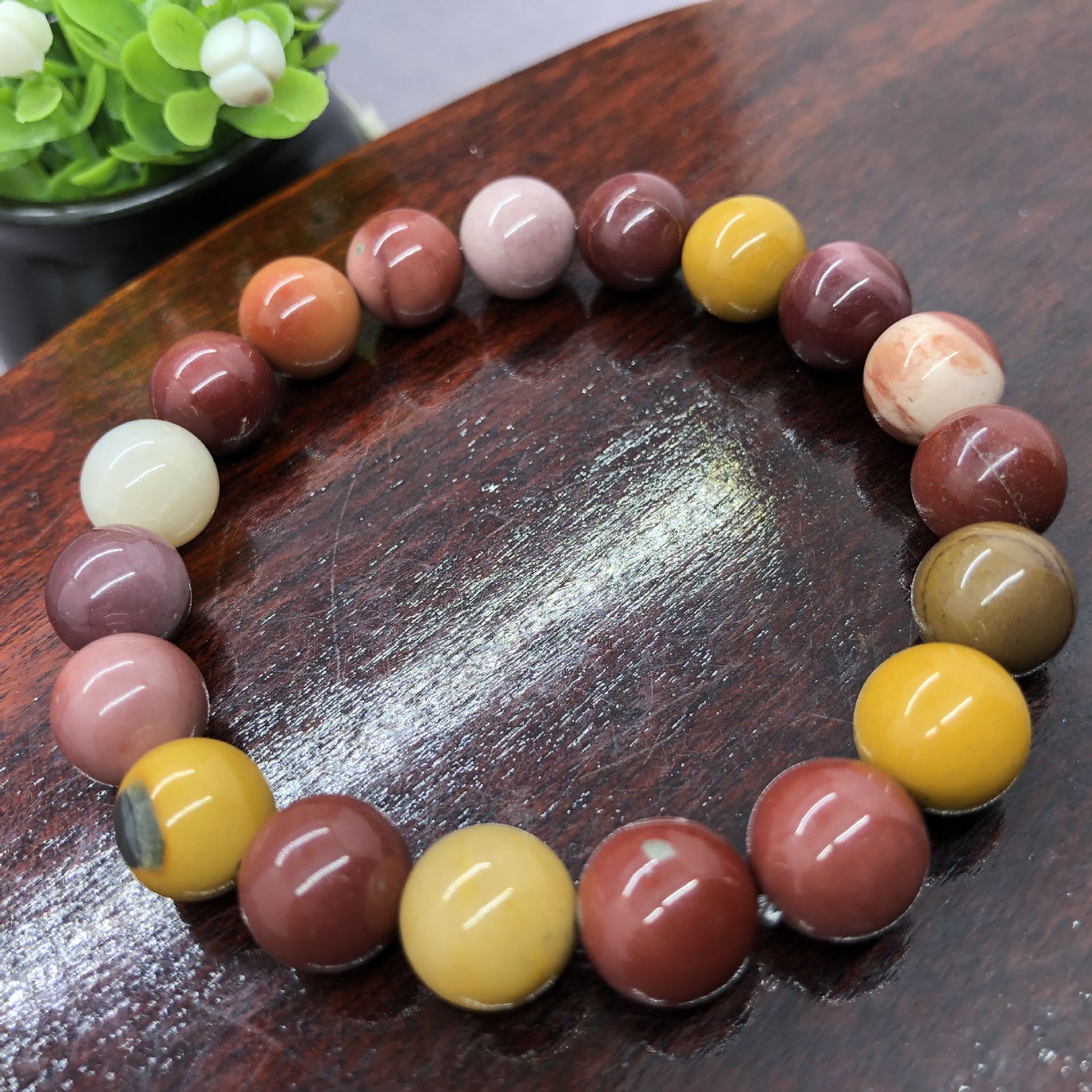 天然蛋黄石圆珠手链批发 纯手工编织多彩幸运蛋黄石手链厂家直销