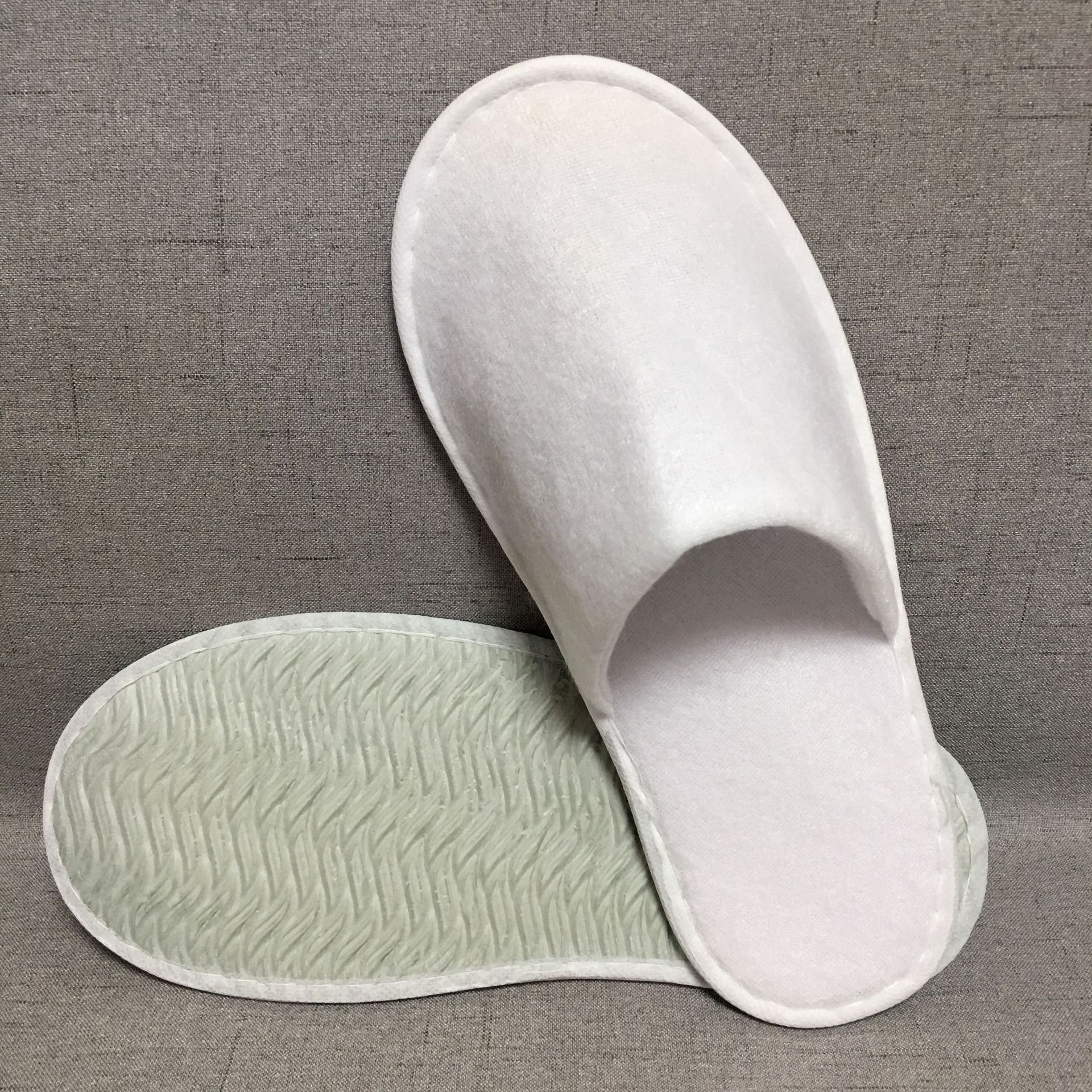 厂家直销酒店一次性拖鞋拉毛绒防滑柳叶纹底5毫米加厚现货 可定制