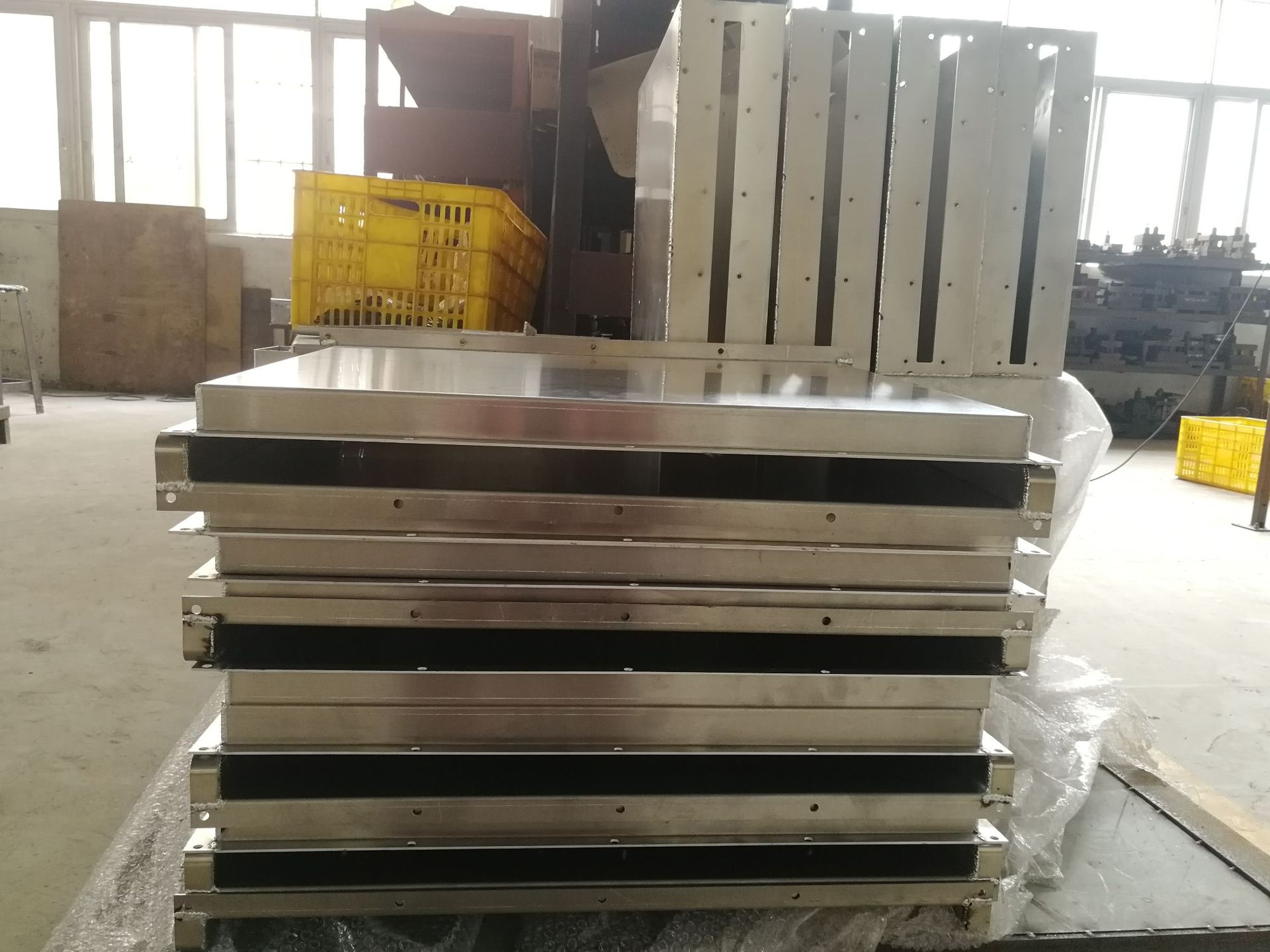 钣金加工,佛山精密数控外壳类零件提供,激光下料机器人焊接