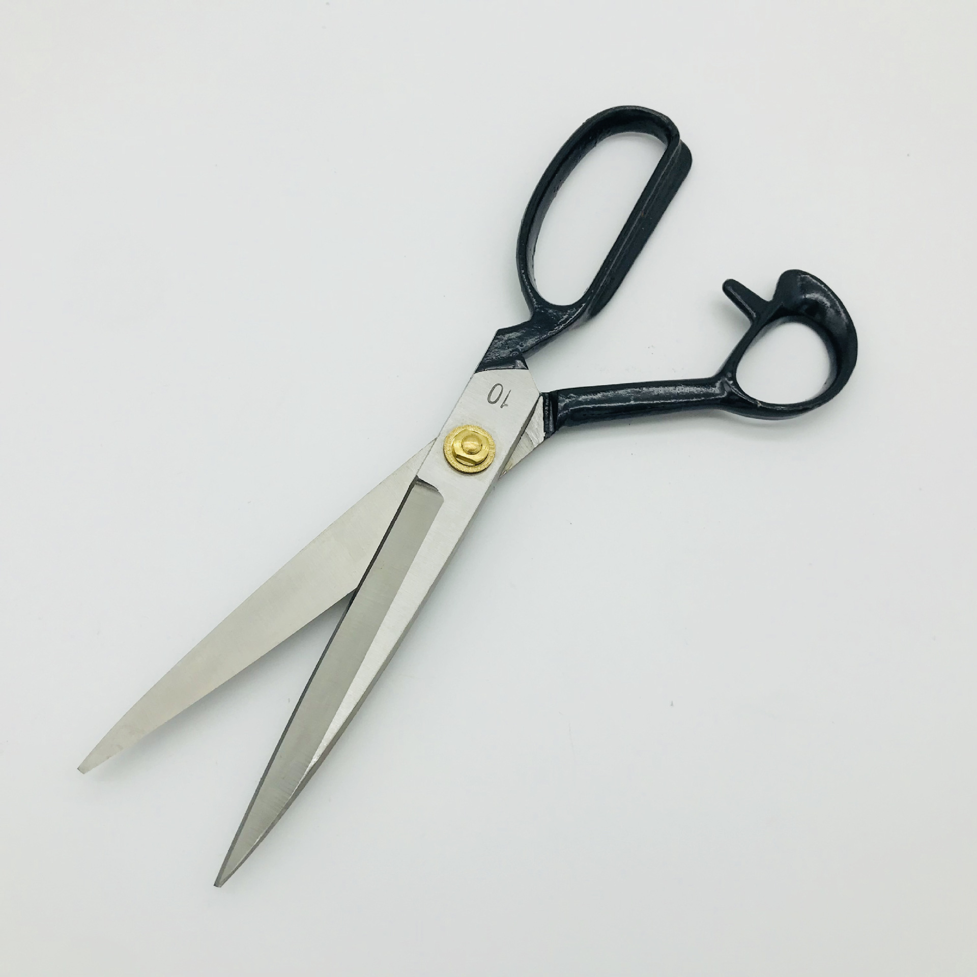 厂家直销高档裁缝剪刀 铁手柄裁缝剪刀 高档铸服装佐料大裁缝剪