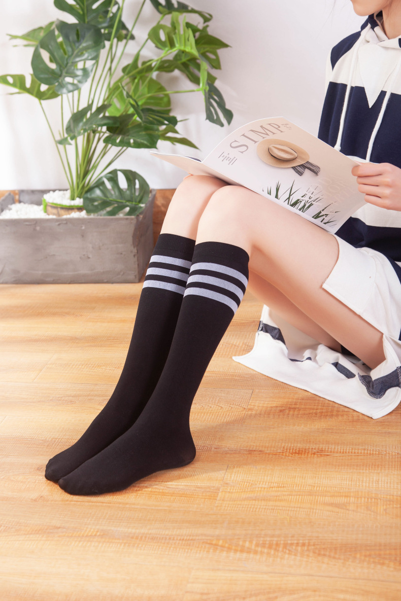 春夏80d天鹅绒透气中筒丝袜jk制服学生女薄款三杠及膝小腿袜批发