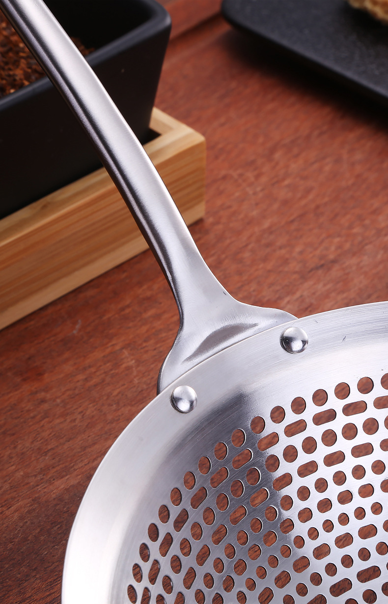 加大304不锈钢漏勺 加厚捞面饺子过滤网筛 加深厨房油炸冲孔笊篱