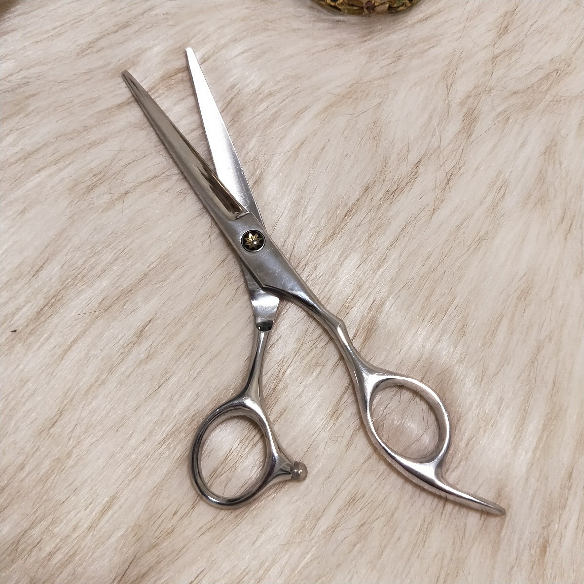 厂家批发成人儿童理发剪刀剪头发刘海剪剪刀家用打薄剪刀中高档