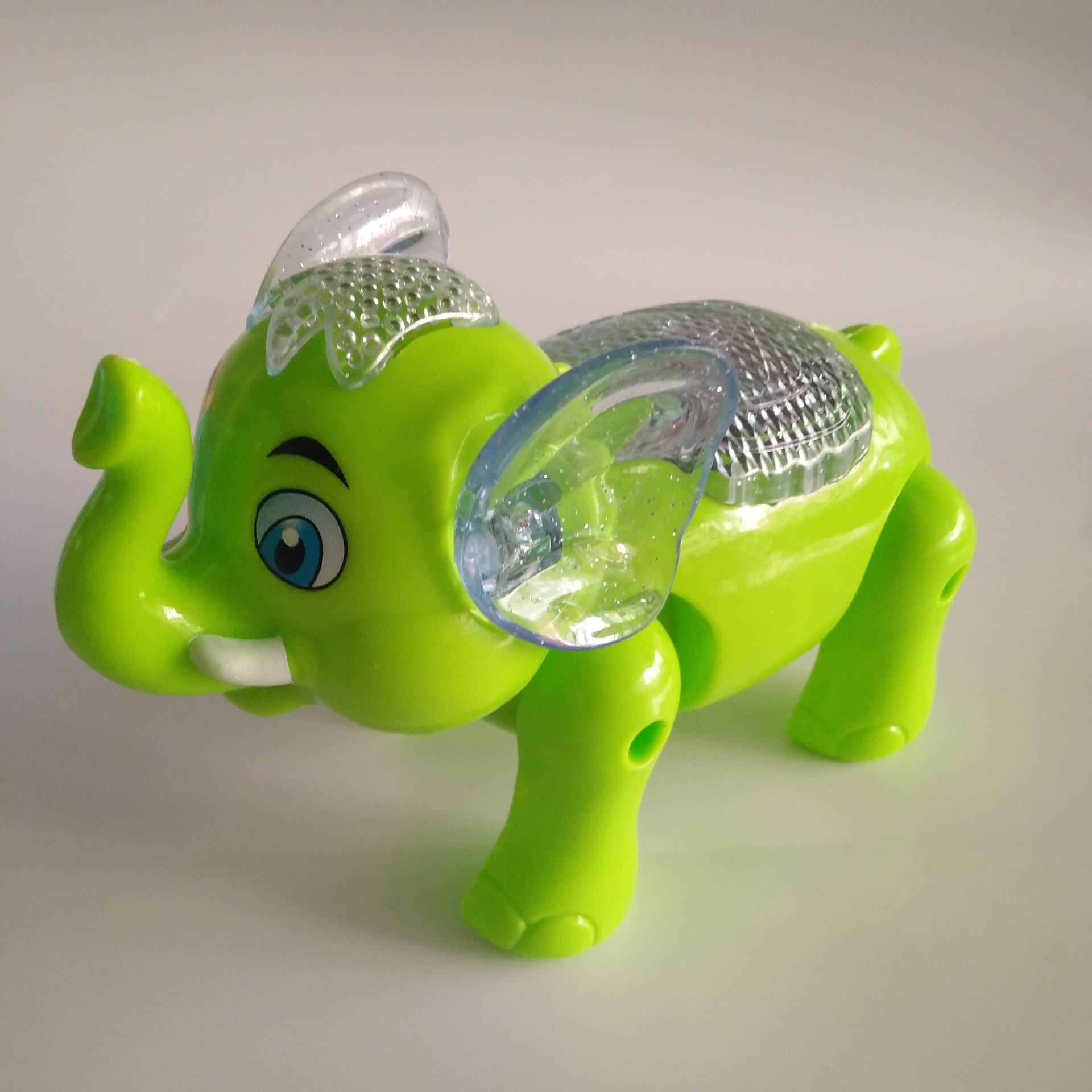 抖音快手网红产品6632a牵绳大象 地摊热卖发光电动玩具走路大象