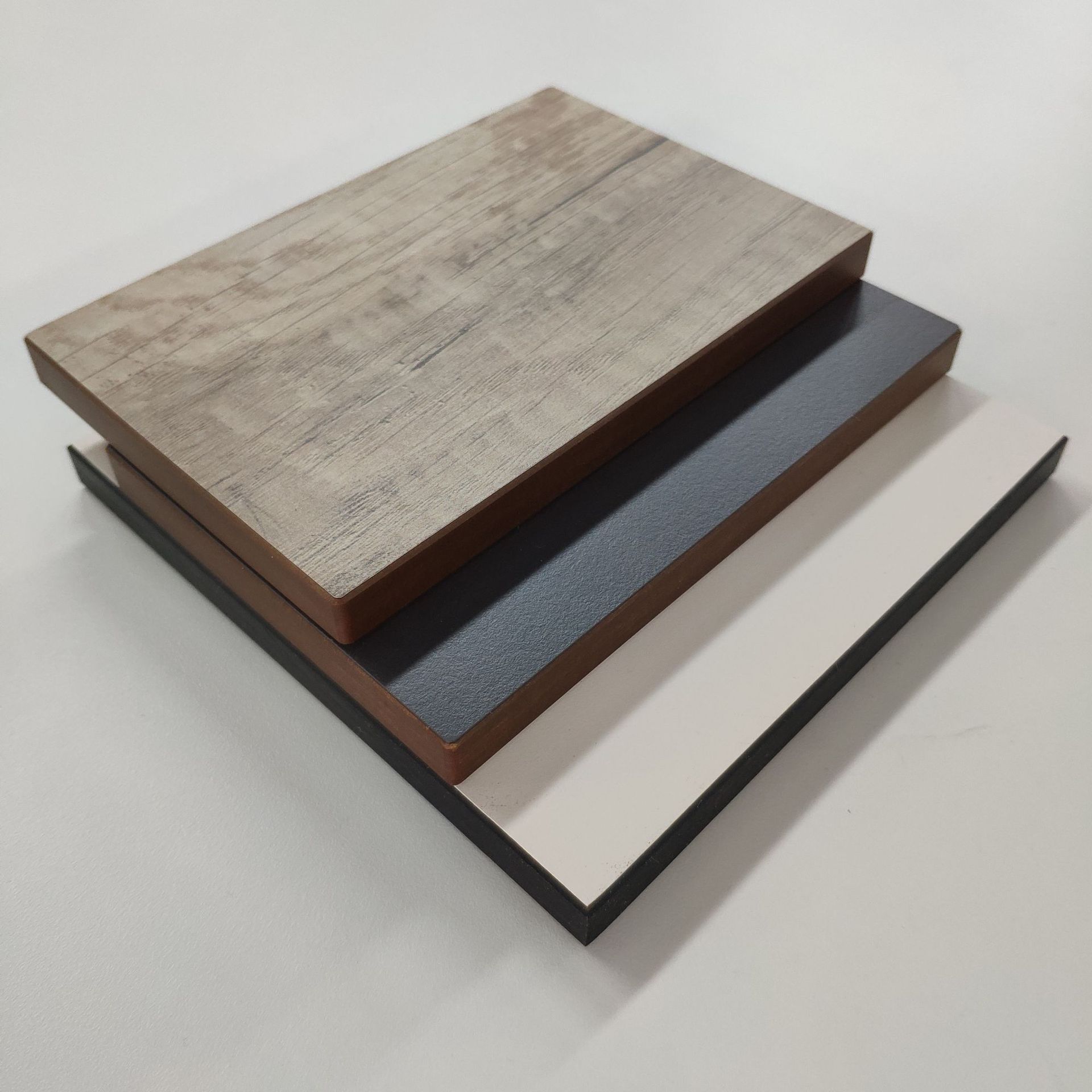 厂家直销 12mm布纹免漆环保多层实木板材 衣柜橱柜背板用背板墙板