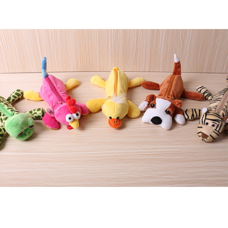 厂家批发外贸产品毛绒笔袋卡通动物造型简约大容量文具收纳袋