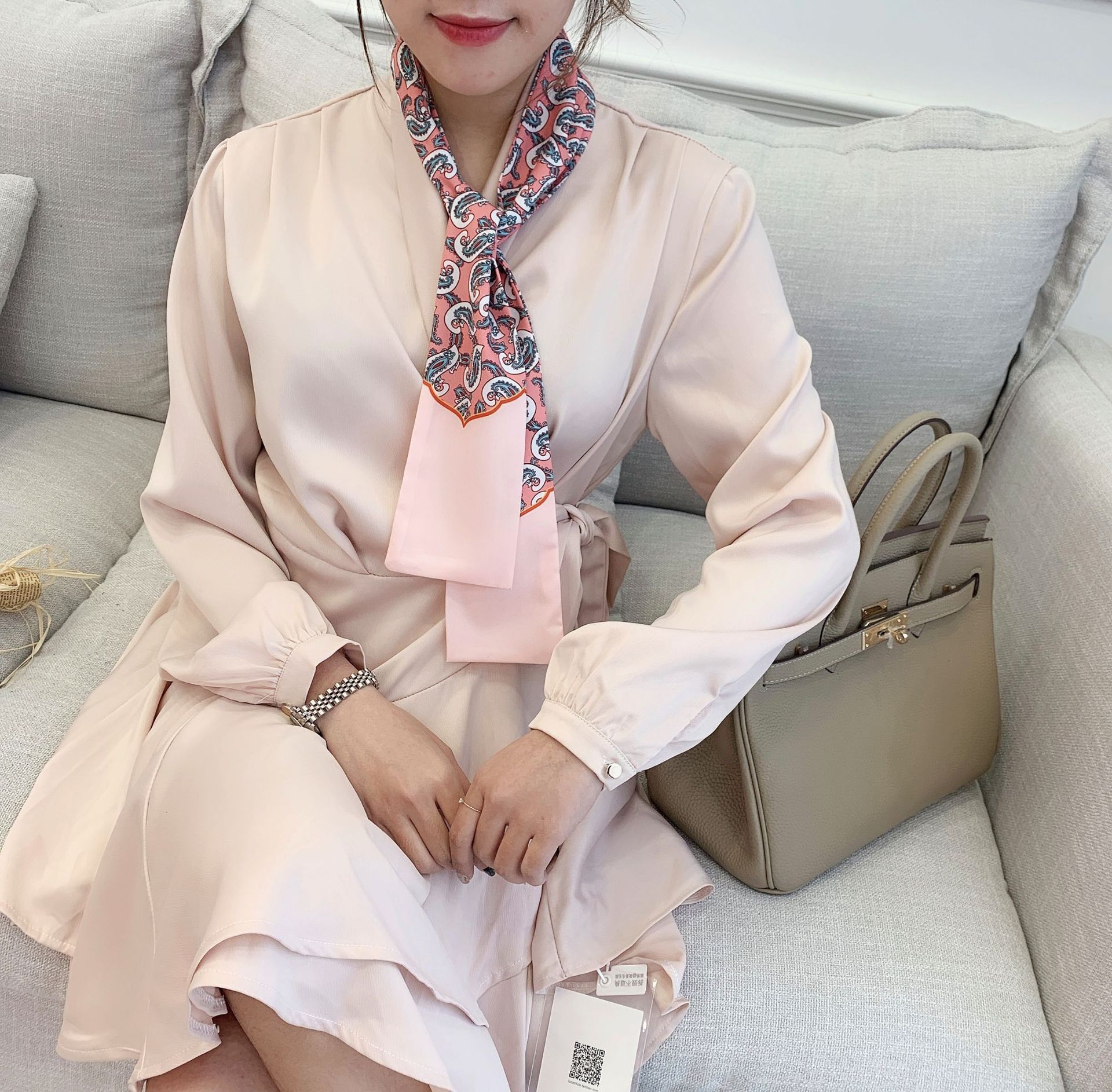 新款长条小丝巾女士春秋季百搭韩国领巾细窄围巾冬季纱巾领带装饰