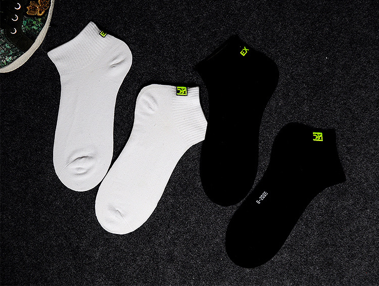 夜光袜子男士刺绣电池街头exit抖音网红follower安全短潮牌袜子