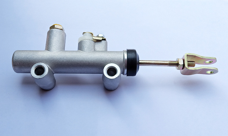 时风五征电动三轮车刹车总泵电动四轮汽车刹车泵液压油刹制动总泵