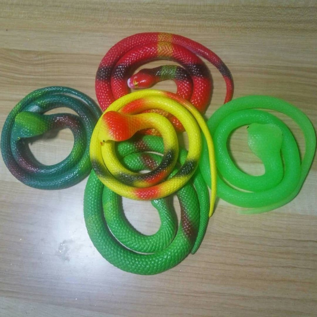 约70cm仿真动物橡胶眼镜蛇整蛊吓人玩具软蛇景区热卖庙会热销