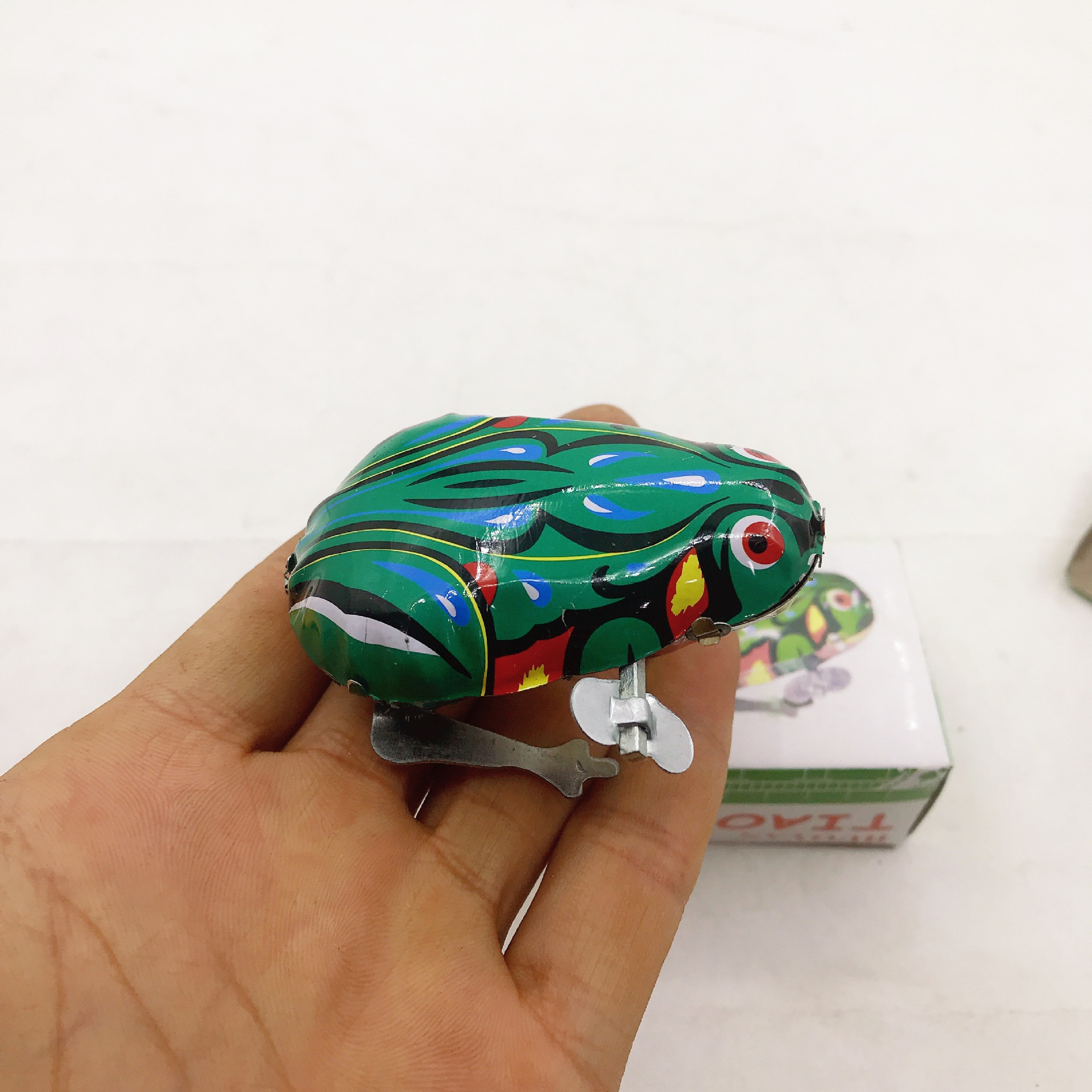 上弦弹跳铁青蛙 小青蛙 两元店百货玩具货源