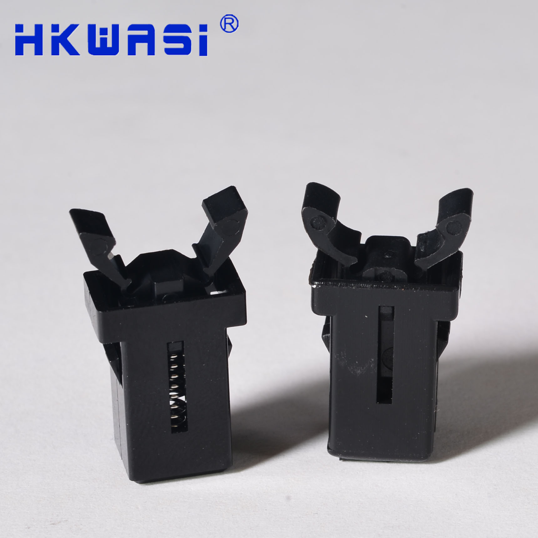 塑胶机箱门扣/垃圾桶弹簧卡扣/按压自锁卡扣尼龙门扣塑料开关门扣