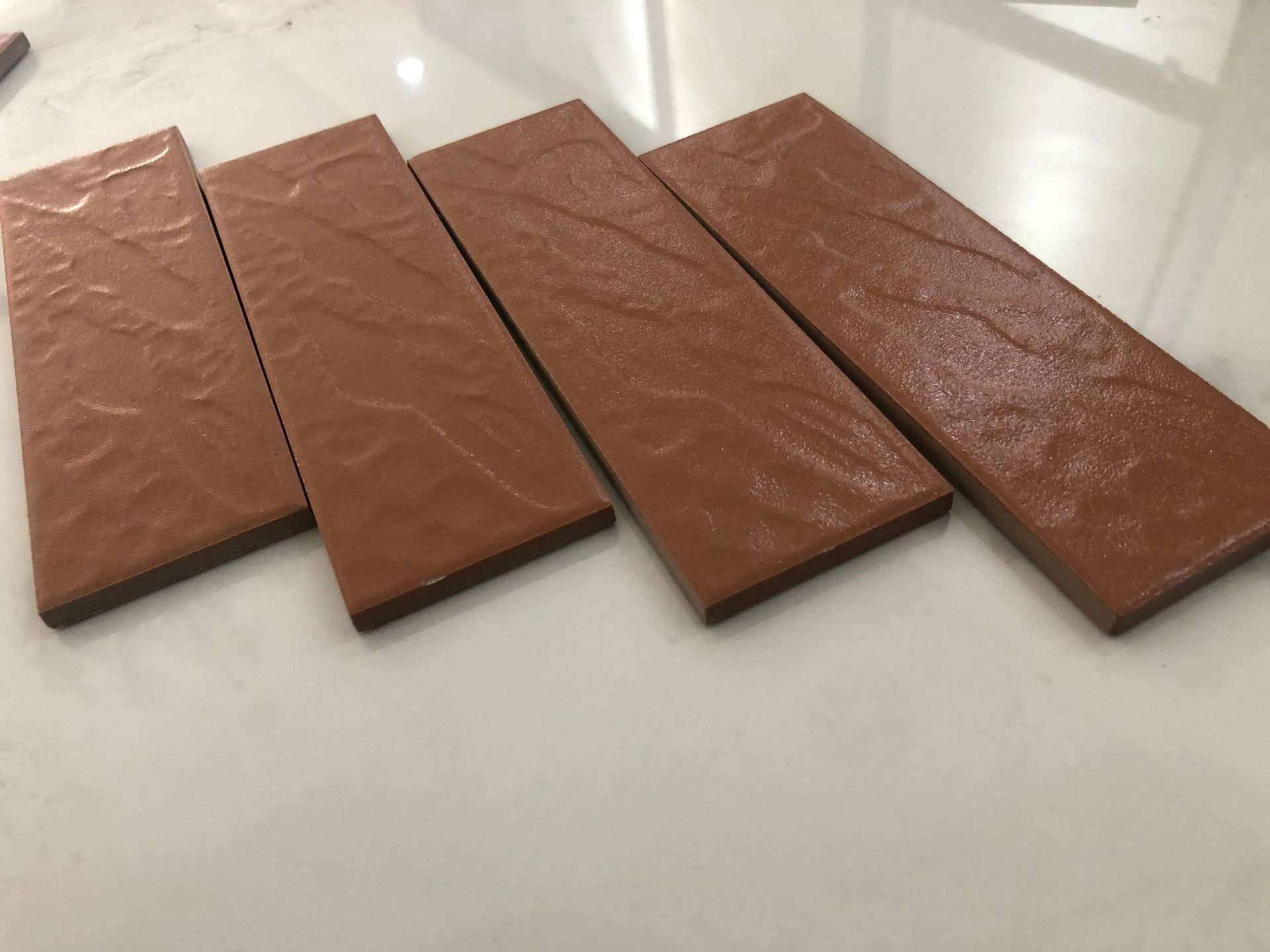 冠驰厂家供应60*200建材瓷砖价格实惠