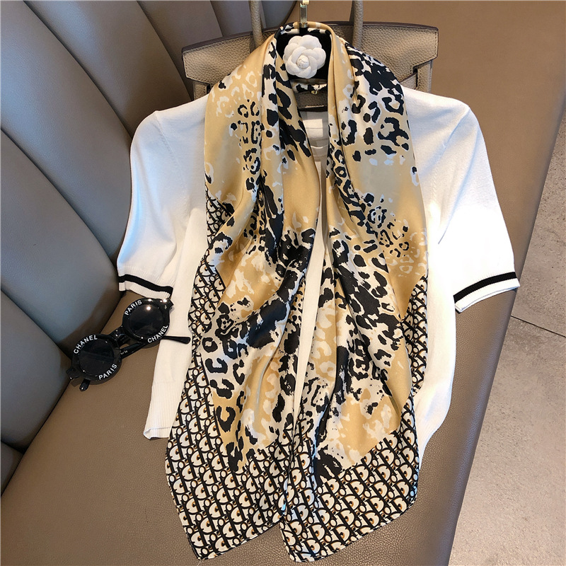 New European and American 90 × 90 Large Kerchief Wholesale Factory Imitation Silk Block Leopard Print Large Silk Scarf Temperament One Piece Dropshipping