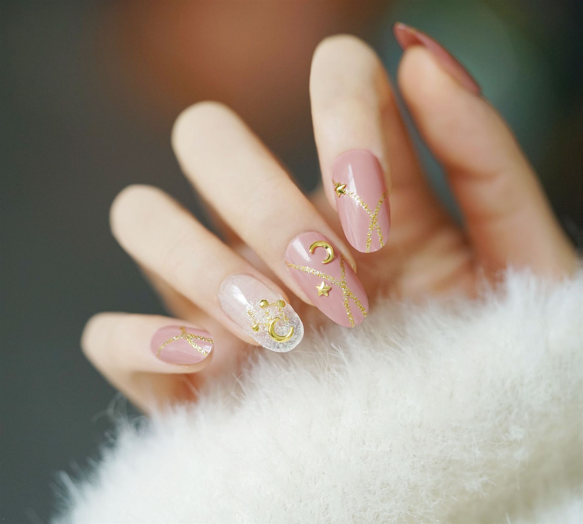 美甲片 成品 新娘假指甲片网红社会穿戴甲片易拆卸美甲贴片背胶款