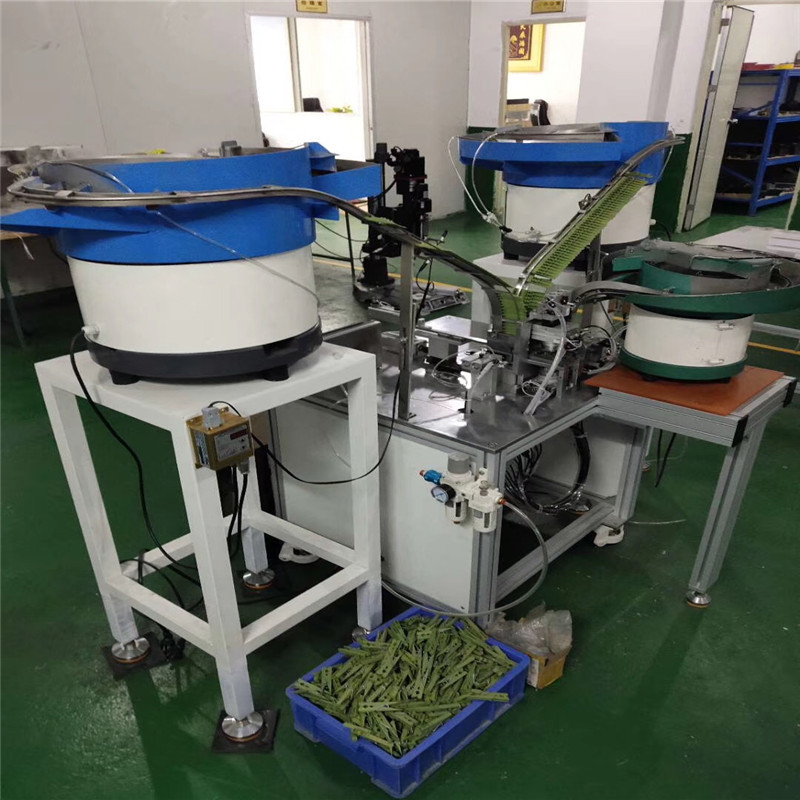 厂家直销定制塑料夹子组装机 夹子自动组装机 衣服夹子组装机