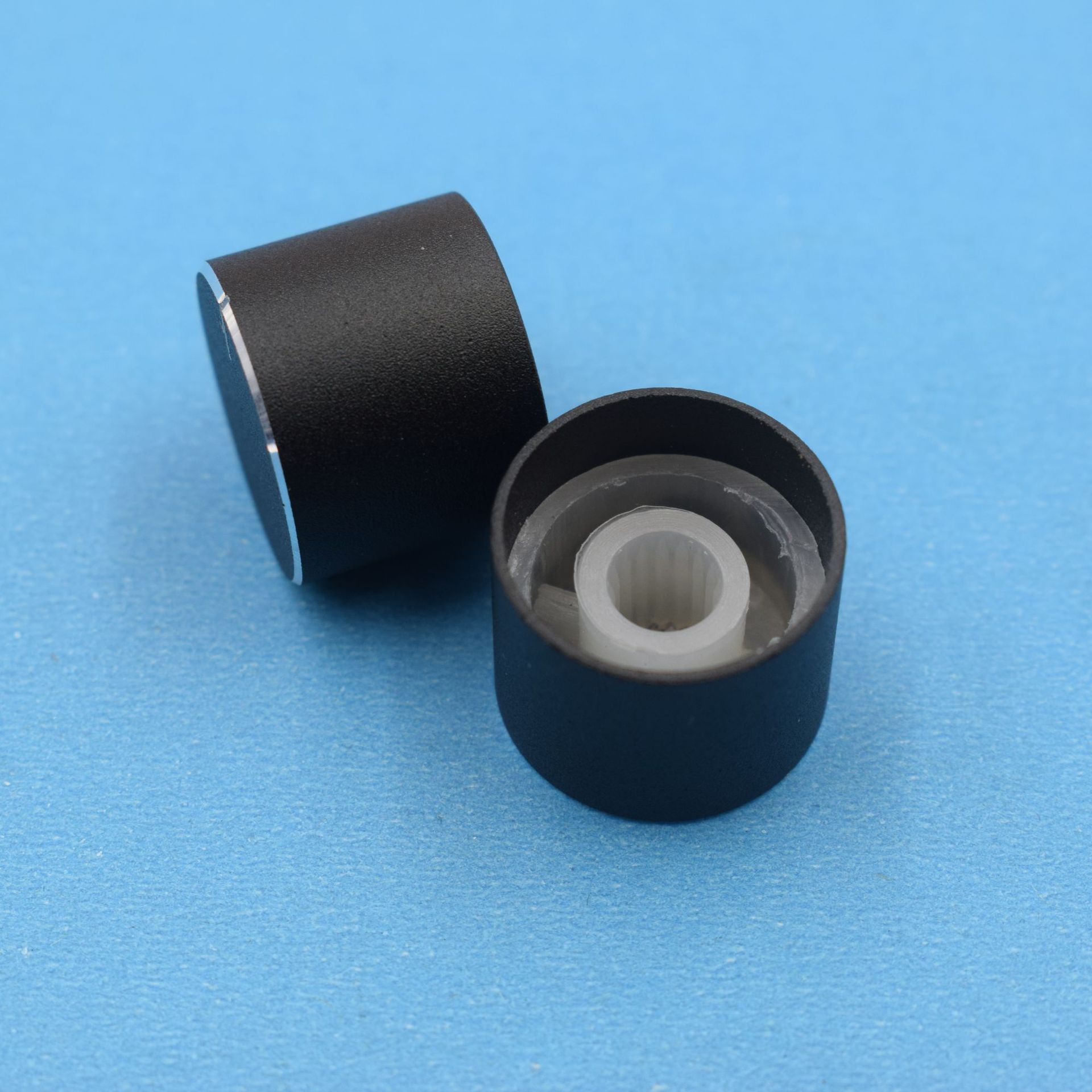 直销电位器旋钮帽 直径18*15旋钮喷砂亮边 内孔6mm花轴铝合金旋钮